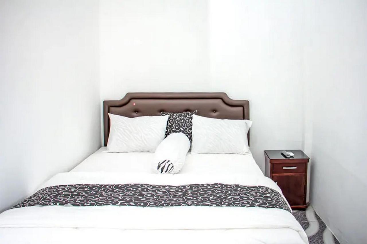 Samar Wulu Guest House Syariah Mitra Reddoorz Near Ketapang Ketapang  Εξωτερικό φωτογραφία