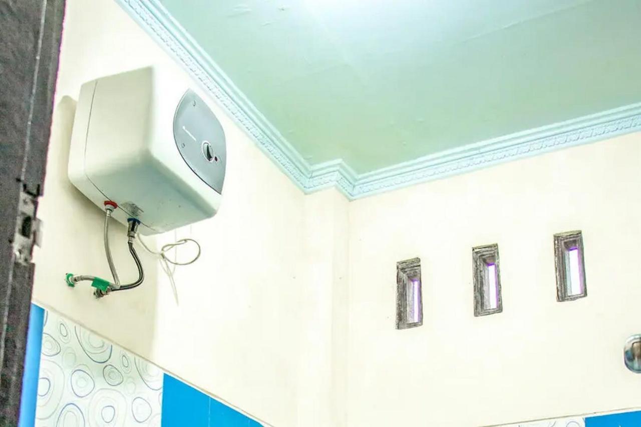 Samar Wulu Guest House Syariah Mitra Reddoorz Near Ketapang Ketapang  Δωμάτιο φωτογραφία