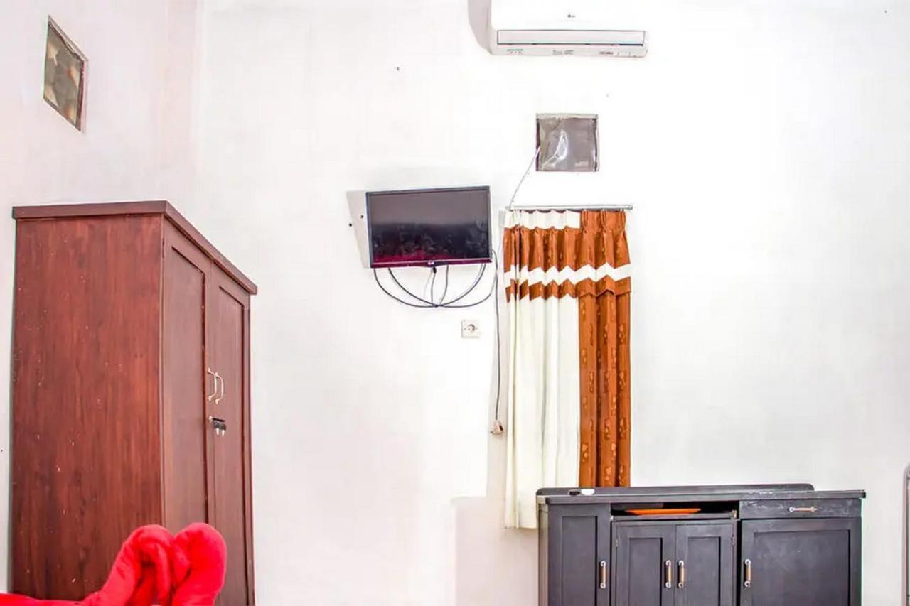 Samar Wulu Guest House Syariah Mitra Reddoorz Near Ketapang Ketapang  Εξωτερικό φωτογραφία